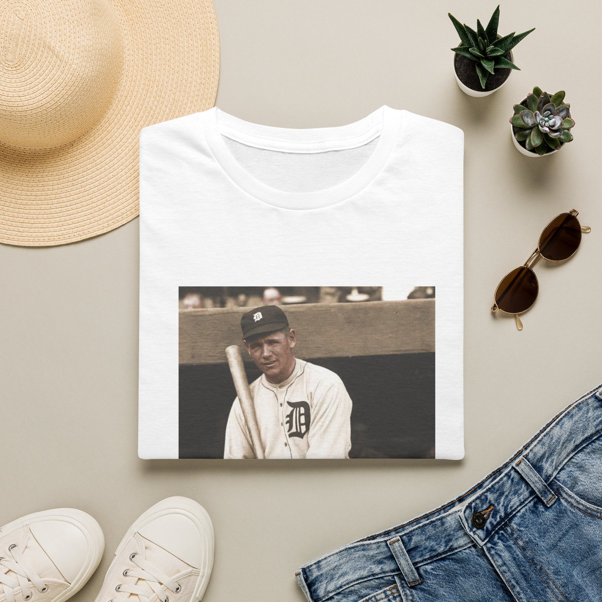 Vintage Baseball Photo T-Shirt — Classic Detroit Tigers Player Portrait