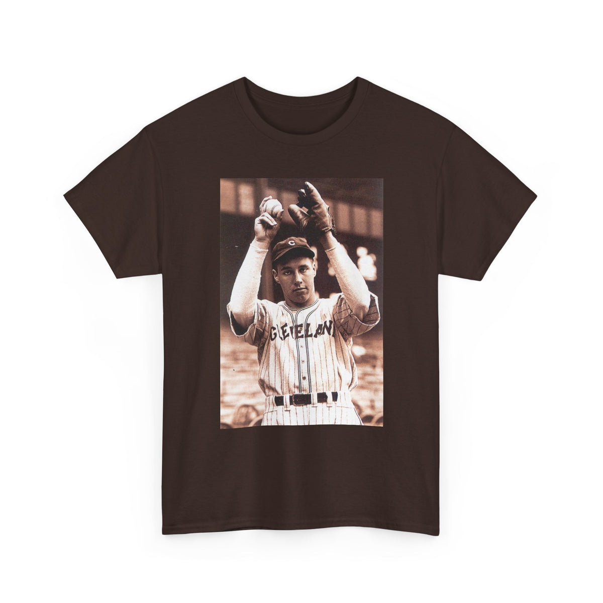 Vintage Cleveland Baseball Photo T-Shirt – Retro Player Graphic Tee