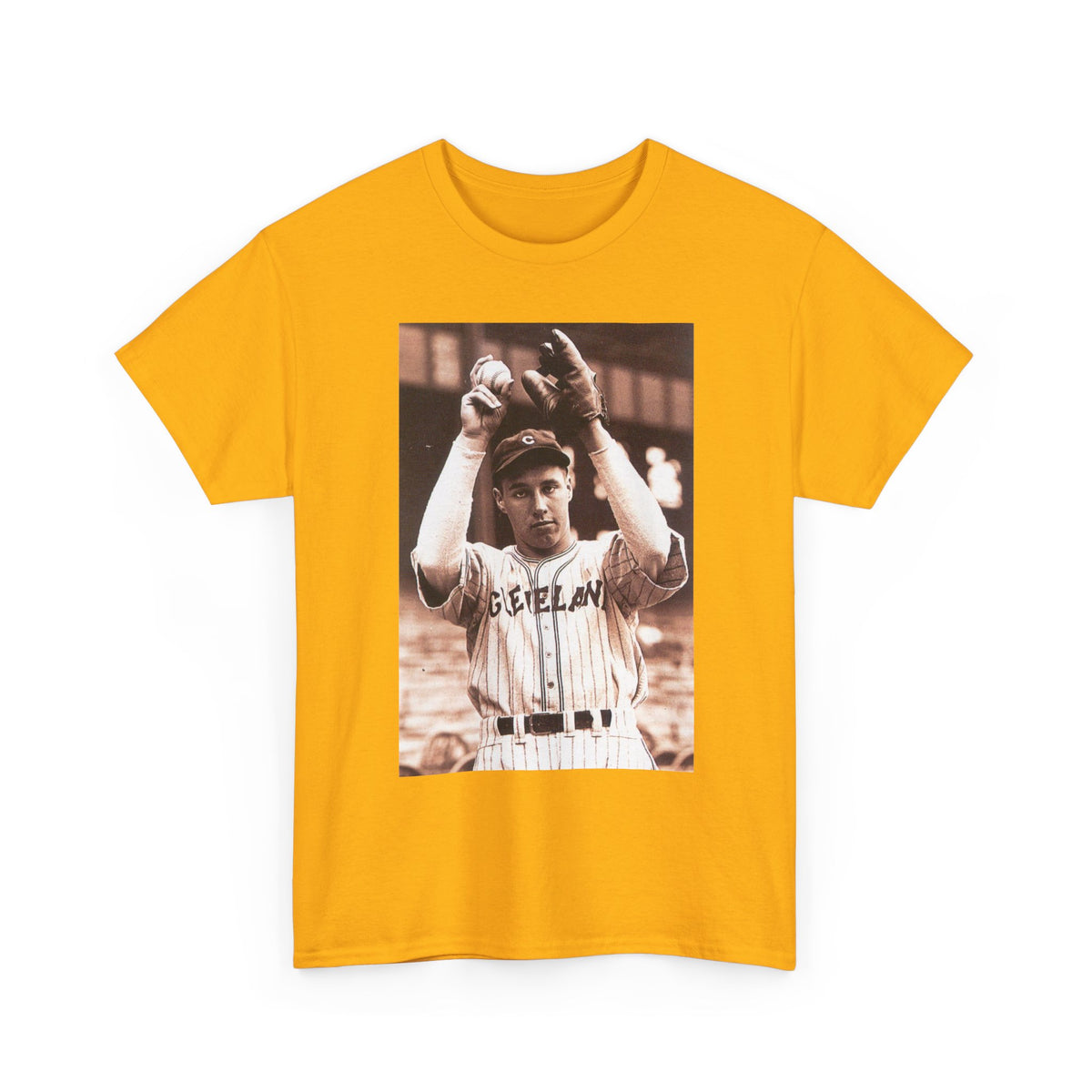 Vintage Cleveland Baseball Photo T-Shirt – Retro Player Graphic Tee