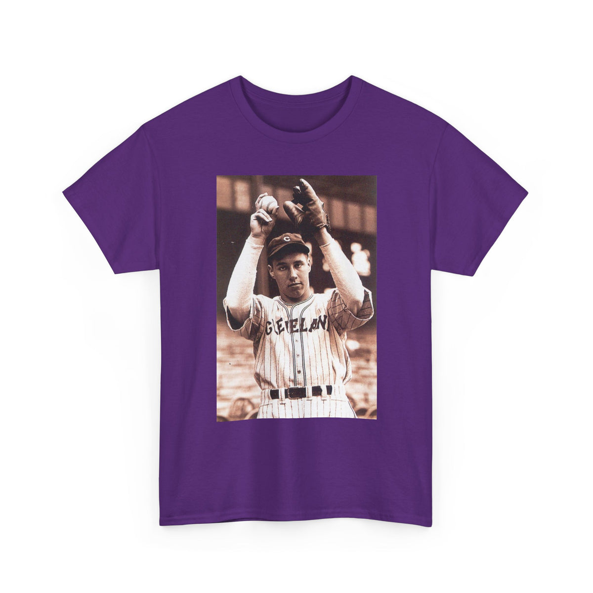 Vintage Cleveland Baseball Photo T-Shirt – Retro Player Graphic Tee