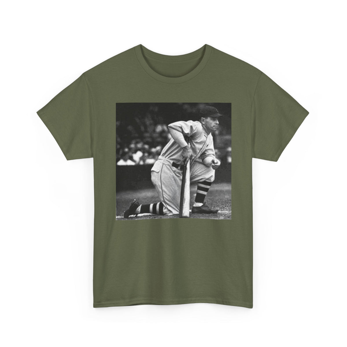 Vintage Baseball Photo T-Shirt – Classic Kneeling Player Graphic Tee