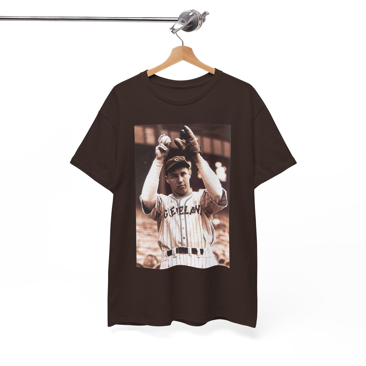 Vintage Cleveland Baseball Photo T-Shirt – Retro Player Graphic Tee