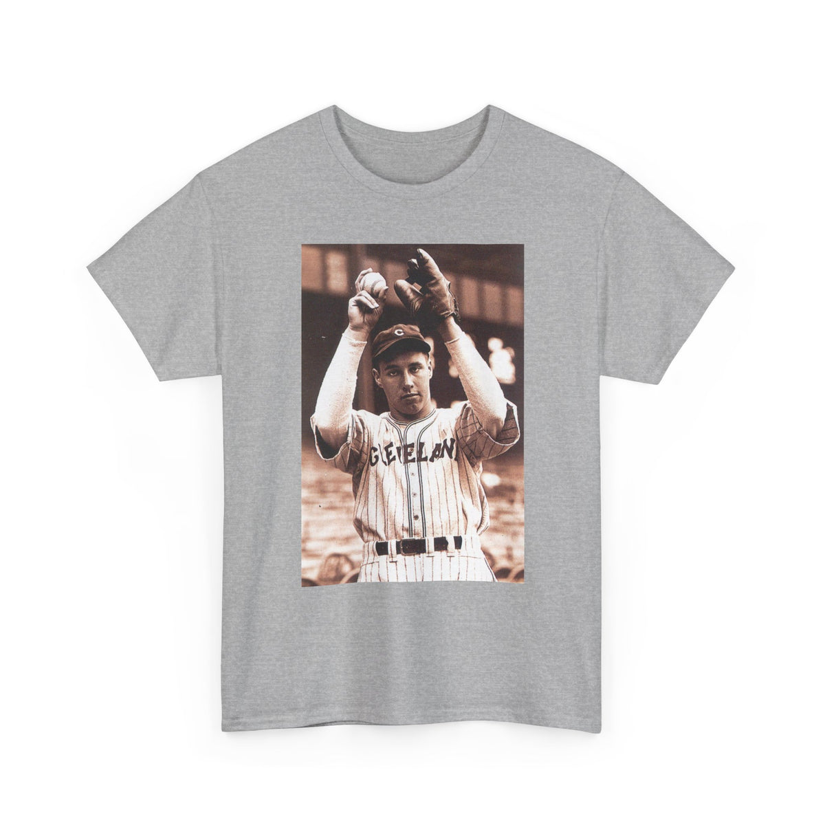 Vintage Cleveland Baseball Photo T-Shirt – Retro Player Graphic Tee