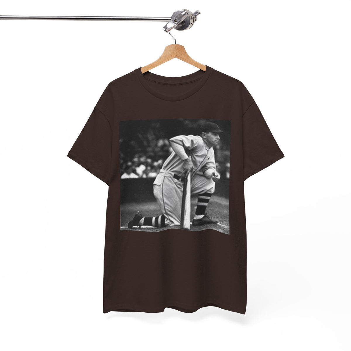 Vintage Baseball Photo T-Shirt – Classic Kneeling Player Graphic Tee